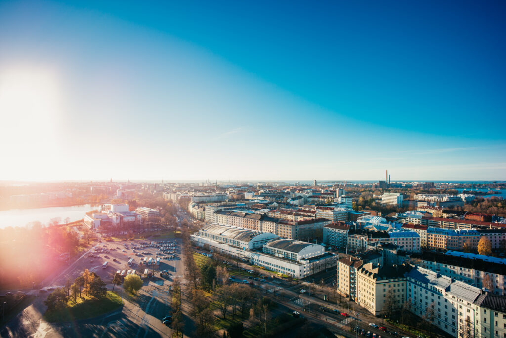 7089-jussi-hellsten-visit-finland-toolo-skyline-2016.jpg